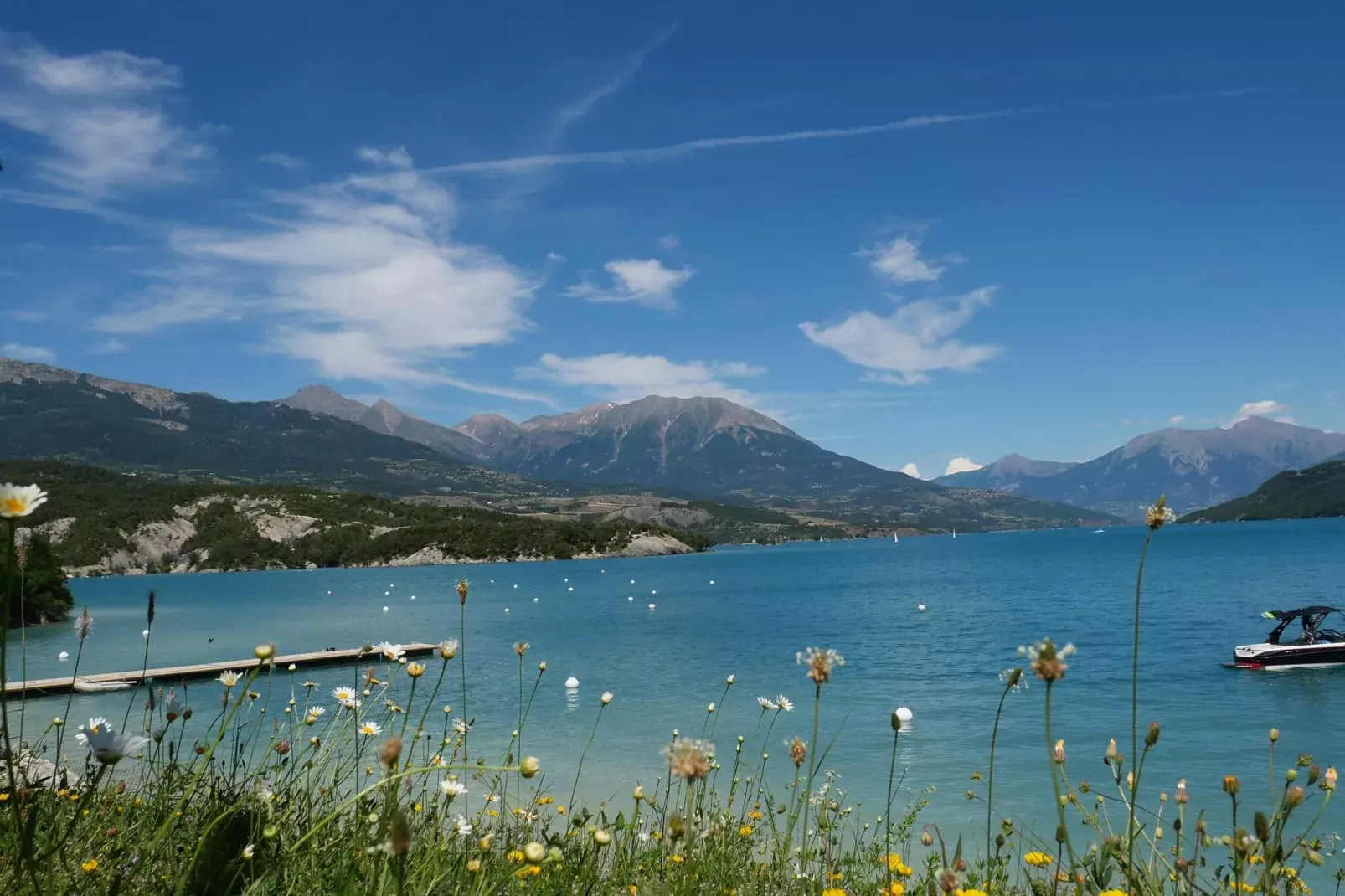 Domaine de l'Ecrin du Lac Chorges Mobile Homes - Petit Chalet 30qm 4 pers-Waterzicht