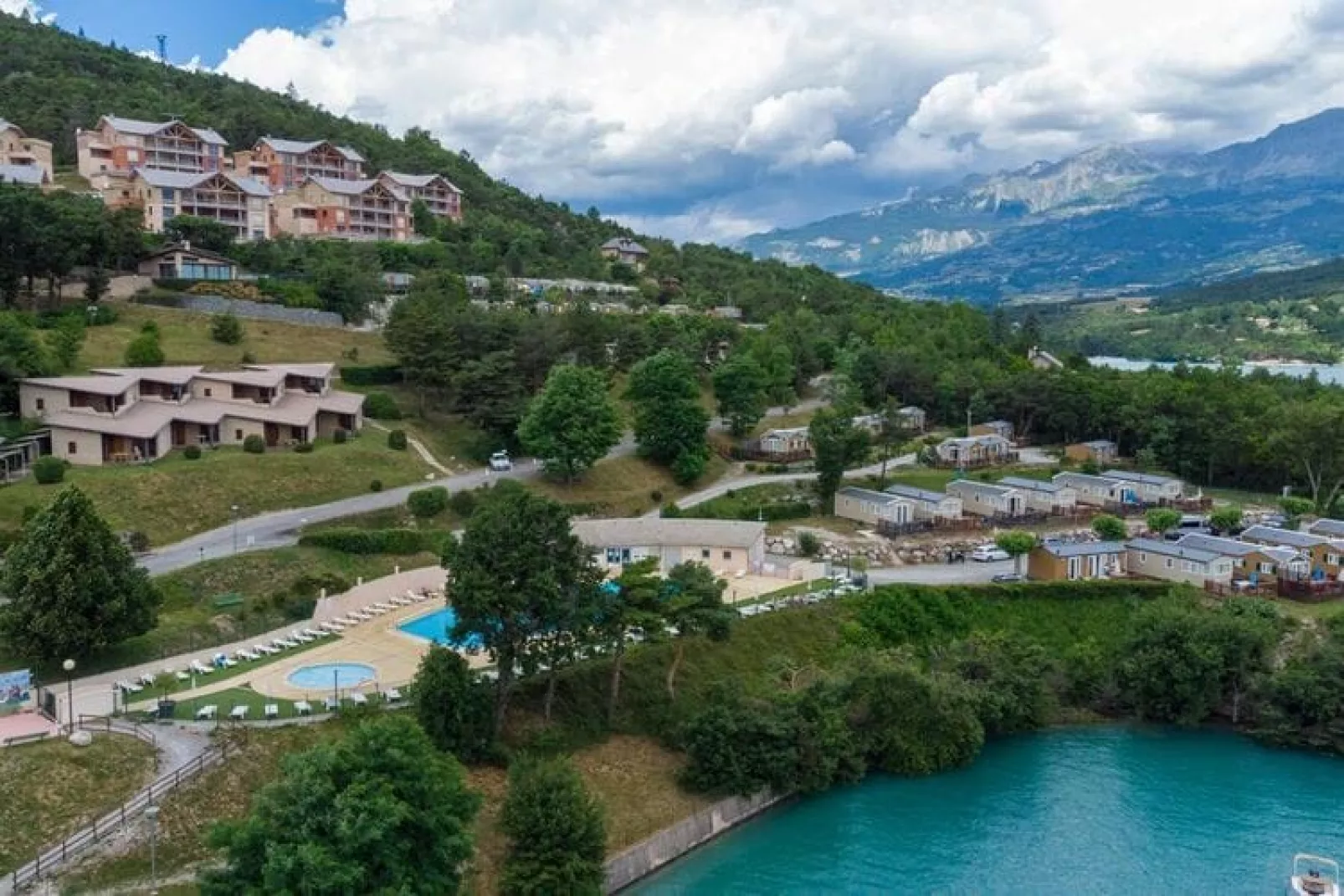 Domaine de l'Ecrin du Lac Chorges Appartements - 3 ch 8 pers-Uitzicht zomer