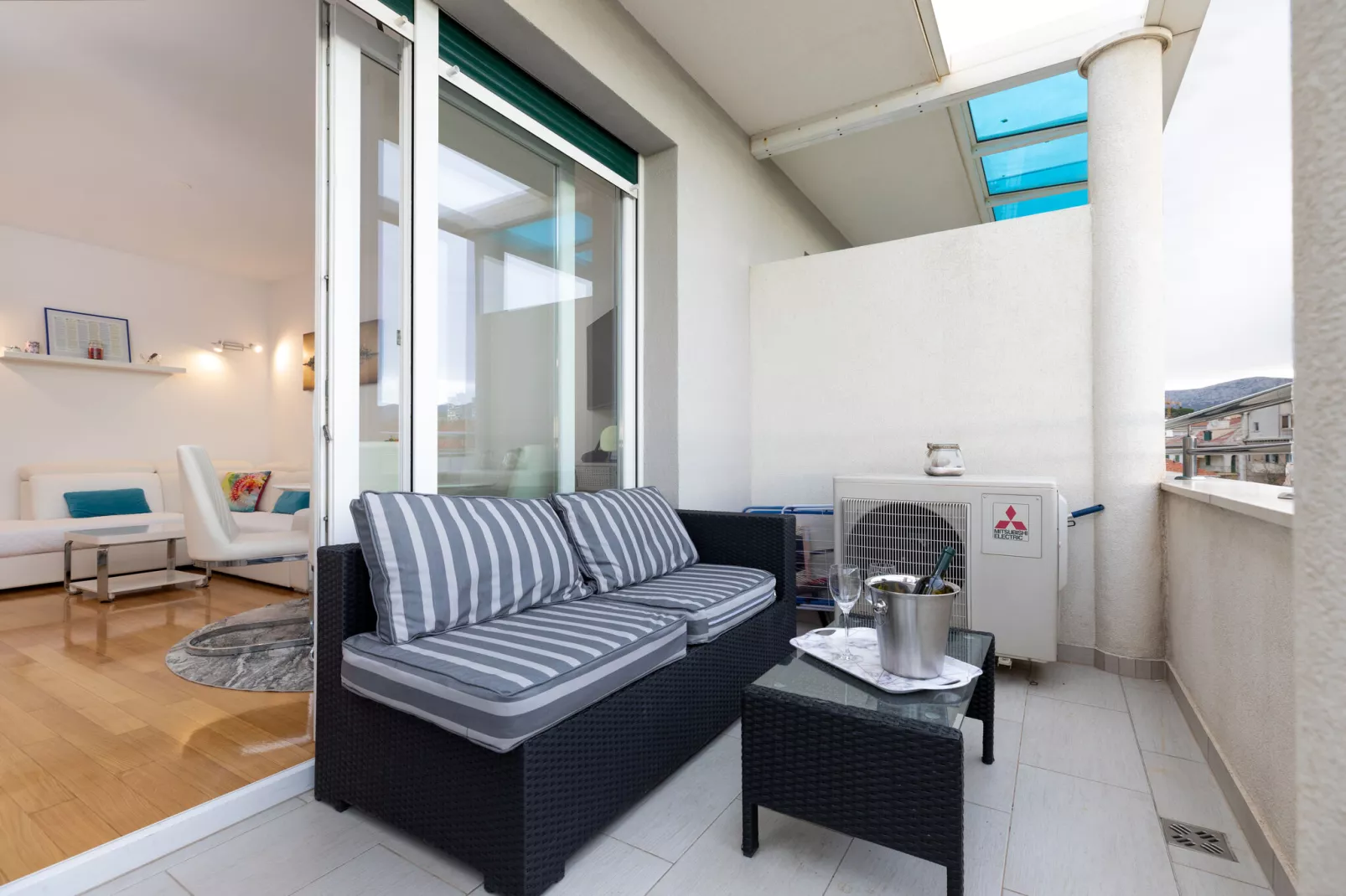Apartment Bacvice-Terrasbalkon