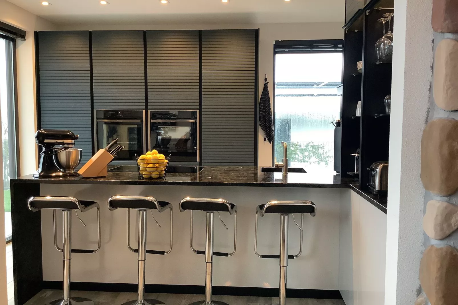 Sara's Boathouse 372-Keuken