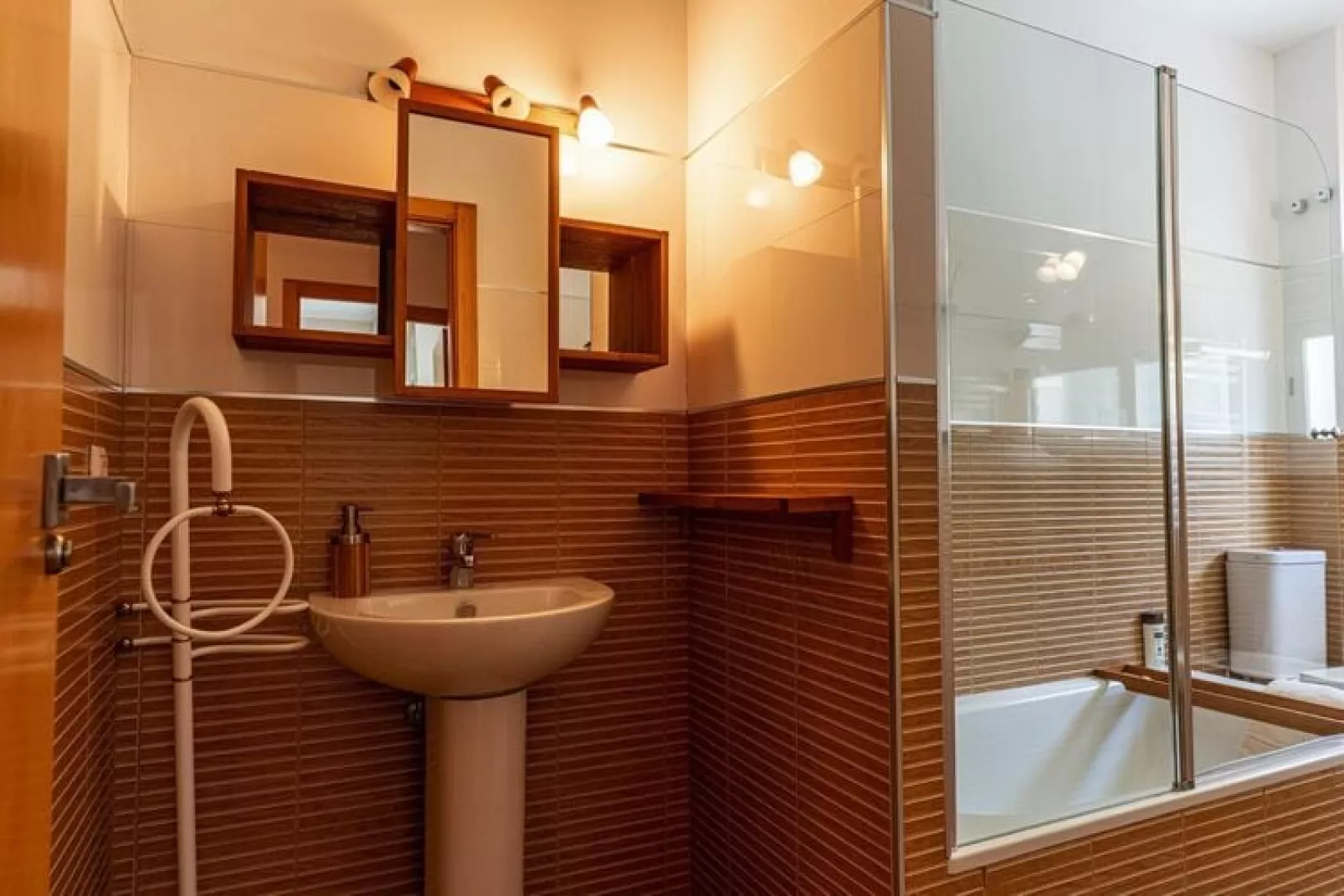 Casa Las Terrazas del Lago - CT 141 CO  8 PAX-Badkamer