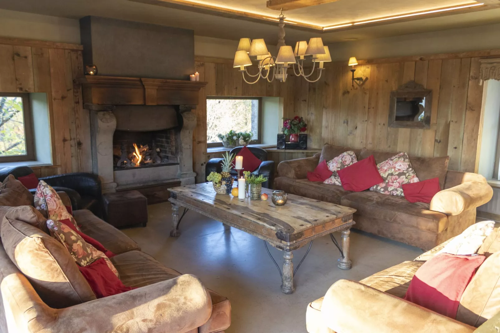 GÎTE CONTES DE SALME Lodge des Contes-Woonkamer