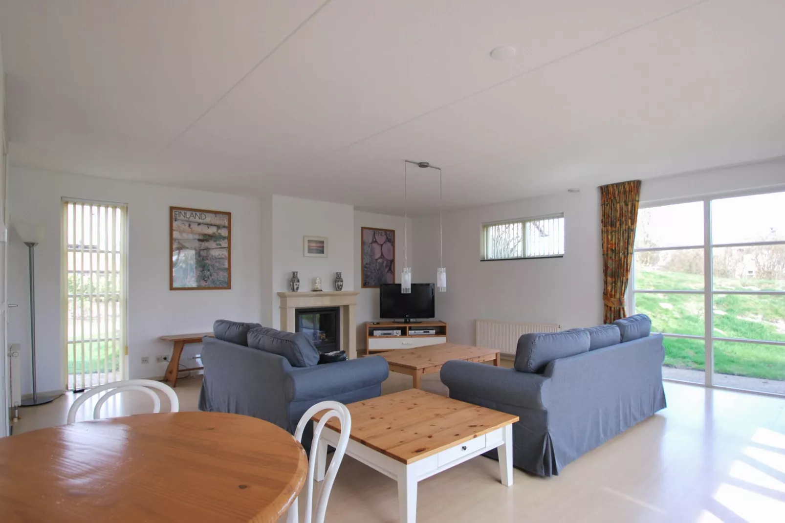 Beach Resort Makkum 20-Woonkamer