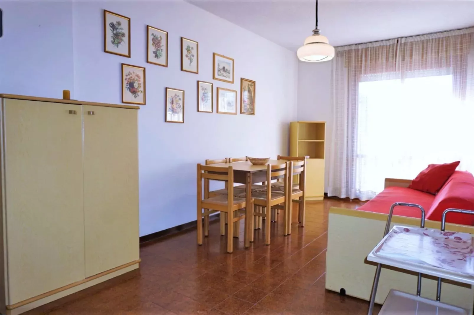Holiday 225C-Woonkamer