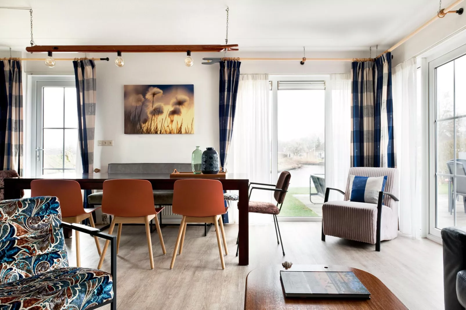 Grand Fisker Wellness de luxe met sauna buitenspa & sloep seizoensgebonden-Woonkamer