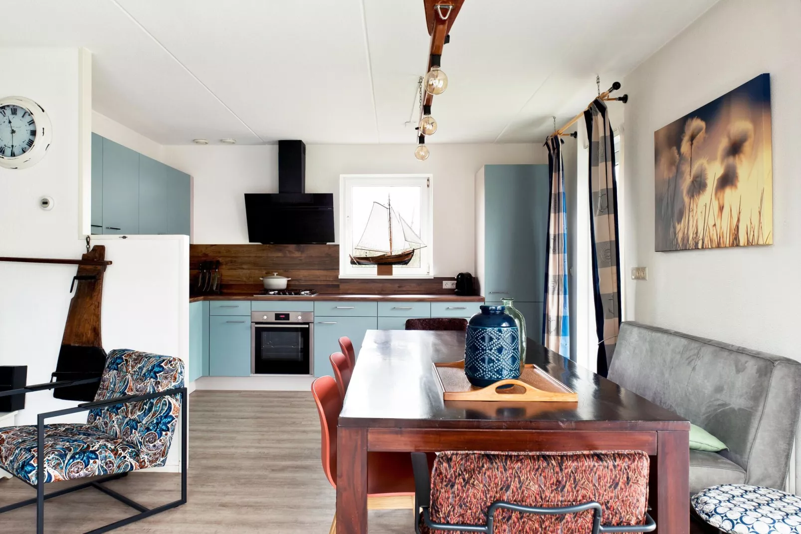 Grand Fisker Wellness de luxe met sauna buitenspa & sloep seizoensgebonden-Keuken