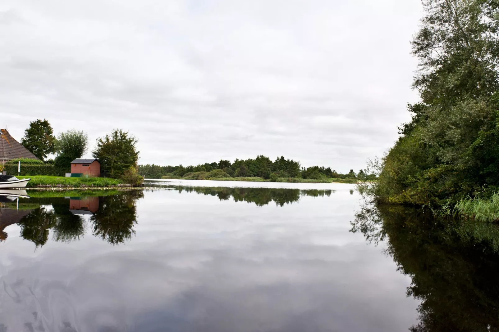 Grand Fisker Wellness de luxe met sauna buitenspa & sloep seizoensgebonden-Gebieden zomer 5km