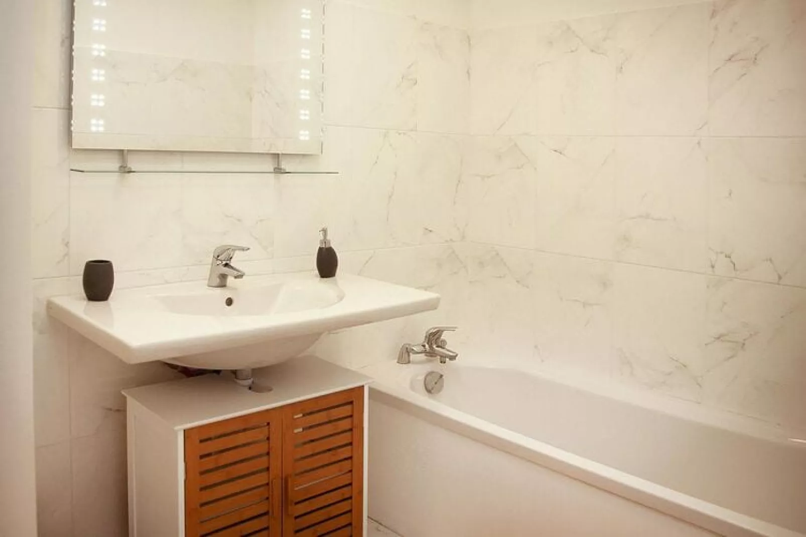 Villa Tyrrenia Rogliano / T2 Terrasse  - de 40 m2 à 44 m2 - VUE CAP-Badkamer